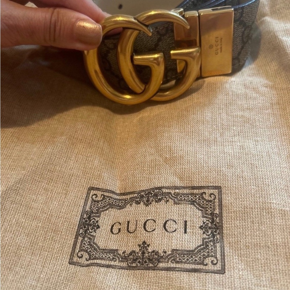 Gucci Reversible GG Women's Belt size 85